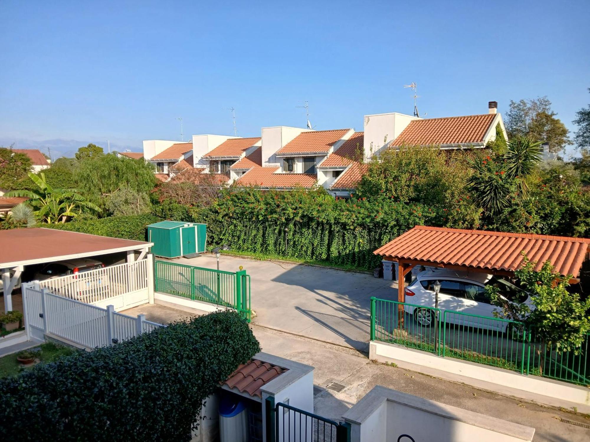 La Casa Di Ale Villa Latina Buitenkant foto
